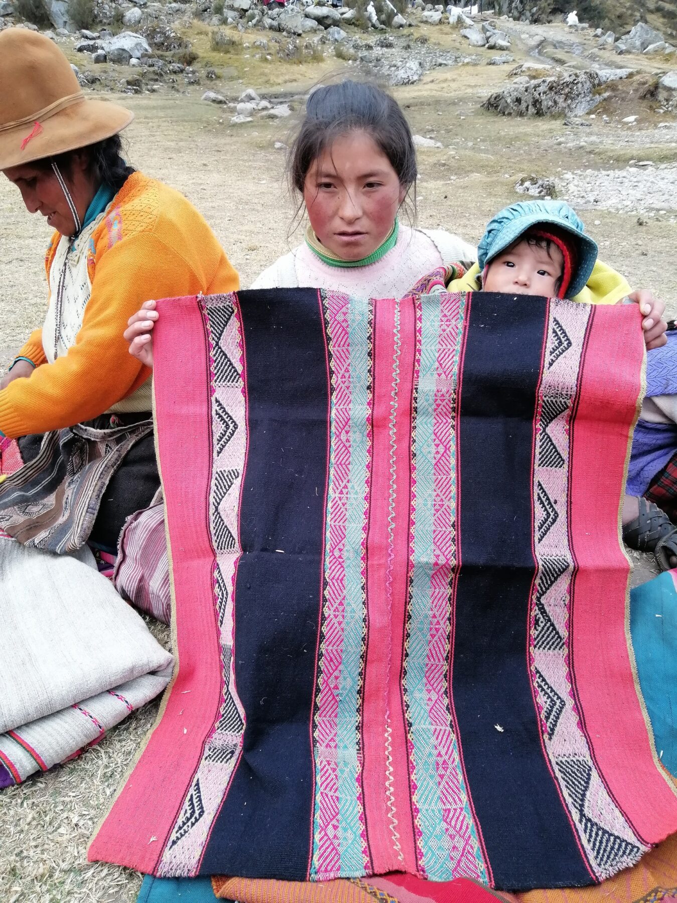Colorful Inti Mesa Cloth - Image 4